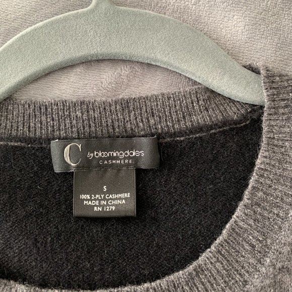 Bloomingdale's 100% 2-ply Cashmere Sweater - Black/Grey/Beige - Size Small - Picture 3 of 3